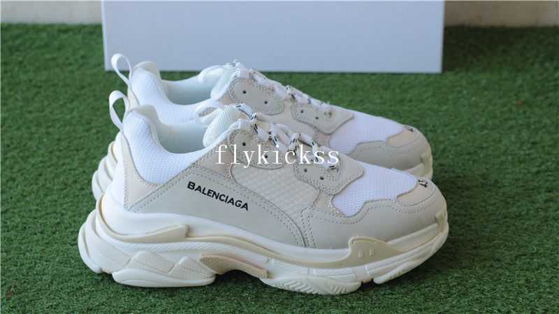 Balenciaga 2017 Fall Winter Triple-S Sneakers Cream